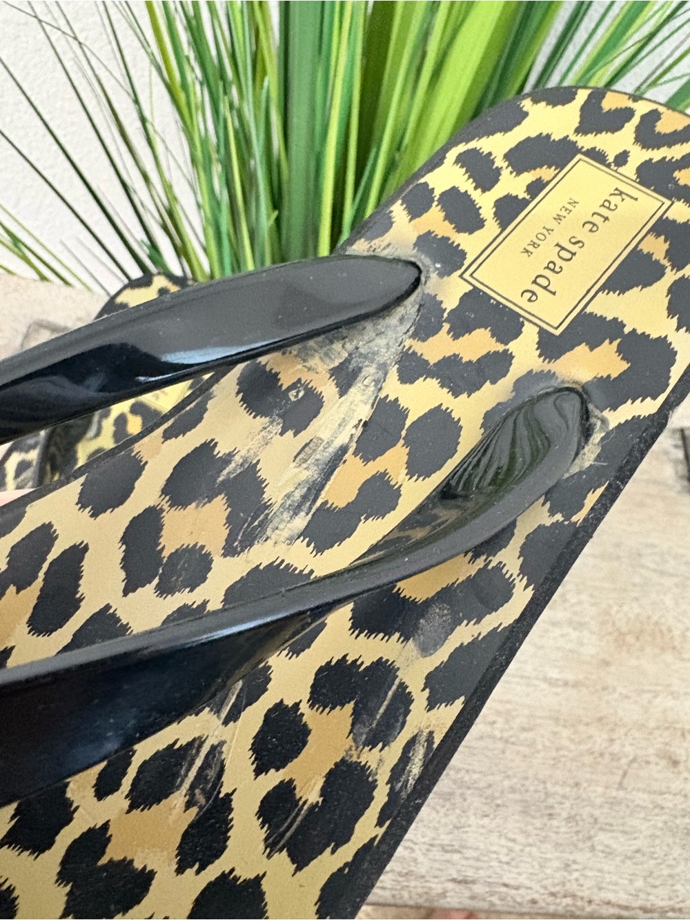 Kate Spade Rina Leopard Print Platform Flip Flops - Picture 8 of 11
